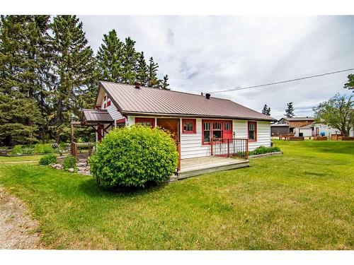 101 Riverside Street, Markerville, AB - Outdoor