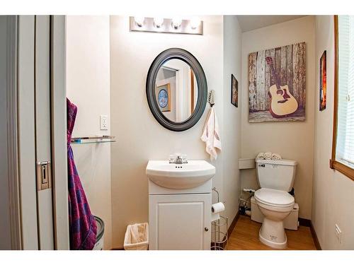 101 Riverside Street, Markerville, AB - Indoor Photo Showing Bathroom