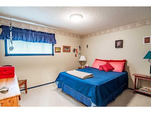 101 Riverside Street, Markerville, AB - Indoor Photo Showing Bedroom