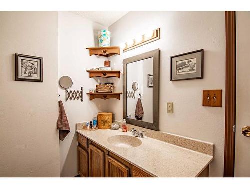 101 Riverside Street, Markerville, AB - Indoor Photo Showing Bathroom