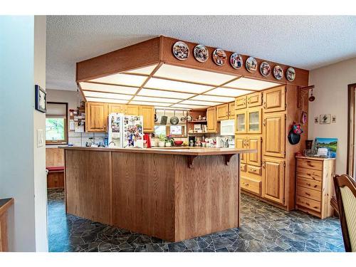 101 Riverside Street, Markerville, AB - Indoor Photo Showing Kitchen