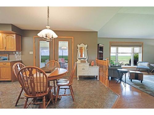 182048 Rge Rd 163, Rural Newell, County Of, AB - Indoor Photo Showing Dining Room