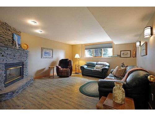 182048 Rge Rd 163, Rural Newell, County Of, AB - Indoor Photo Showing Living Room With Fireplace