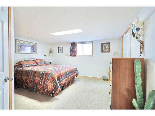 40 Upland Street, Brooks, AB - Indoor Photo Showing Bedroom