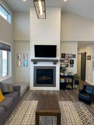 10272 Township Road 300, Rural Special Areas No. 2, AB - Indoor Photo Showing Living Room With Fireplace