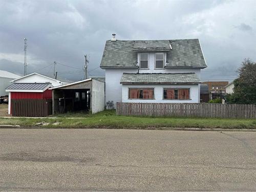 306 1 Street West, Hanna, AB - Outdoor