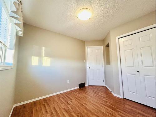 3 Byler Place, Oyen, AB - Indoor Photo Showing Other Room