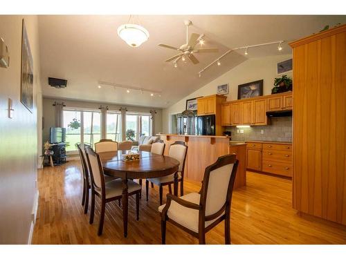 Range Road 43, Rural Mountain View County, AB - Indoor Photo Showing Dining Room