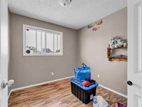 79 Wildrose Avenue West, Brooks, AB - Indoor Photo Showing Other Room