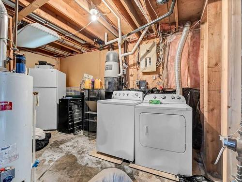 79 Wildrose Avenue West, Brooks, AB - Indoor Photo Showing Laundry Room