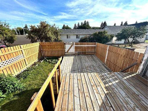 31 Garrow Crescent East, Brooks, AB - Outdoor With Deck Patio Veranda