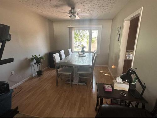 413 6 Avenue West, Hanna, AB - Indoor Photo Showing Dining Room