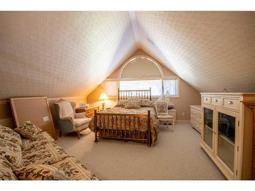 23 Range Road 62, Rural Mountain View County, AB - Indoor Photo Showing Bedroom