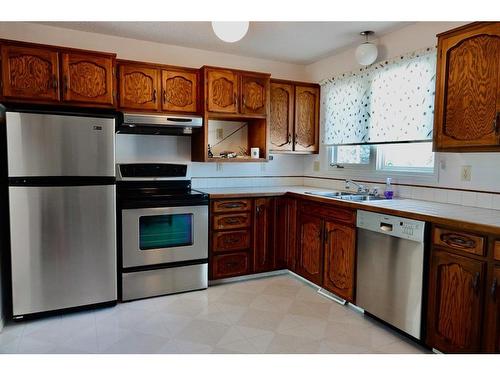 101 22 Street Nw, Drumheller, AB - Indoor Photo Showing Dining Room