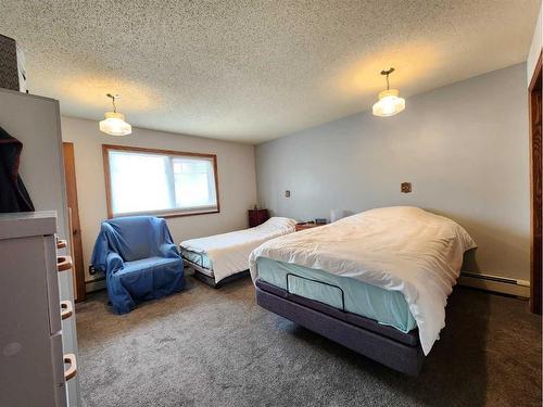 1422 Mccrimmon Drive, Carstairs, AB - Indoor Photo Showing Bedroom