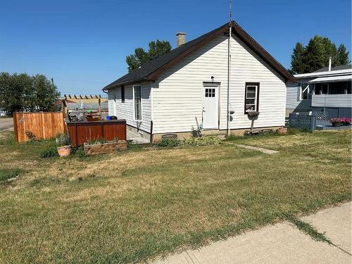 213 1 Avenue, Torrington, AB - Outdoor