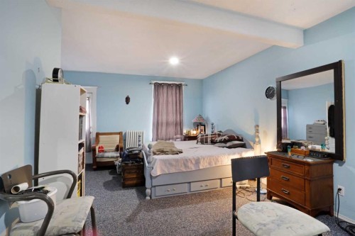 221 Centre Street, Tilley, AB 