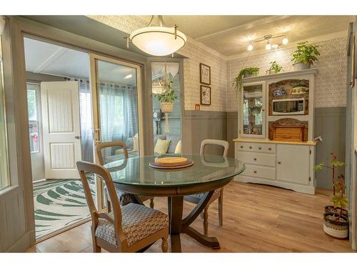 80 Ashwood Road Se, Airdrie, AB - Indoor Photo Showing Dining Room