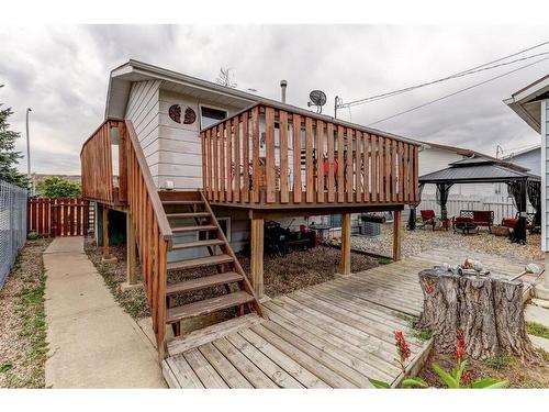 1430 4 Ave Nw, Drumheller, AB - Outdoor With Deck Patio Veranda