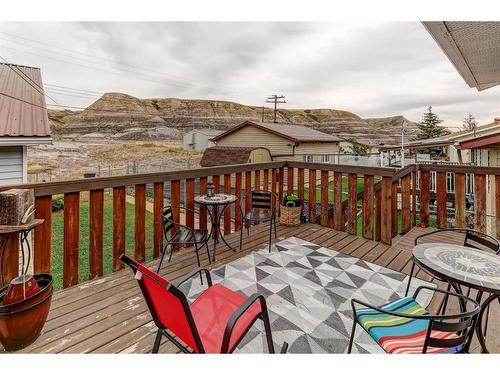 1430 4 Ave Nw, Drumheller, AB - Outdoor With Deck Patio Veranda With Exterior