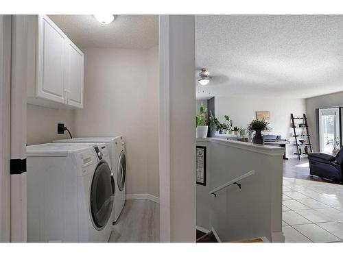 65 Parkland Way East, Brooks, AB - Indoor Photo Showing Laundry Room