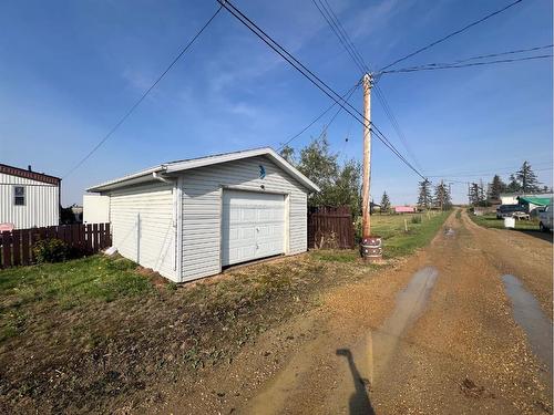 207 2 Avenue North, Morrin, AB - Outdoor