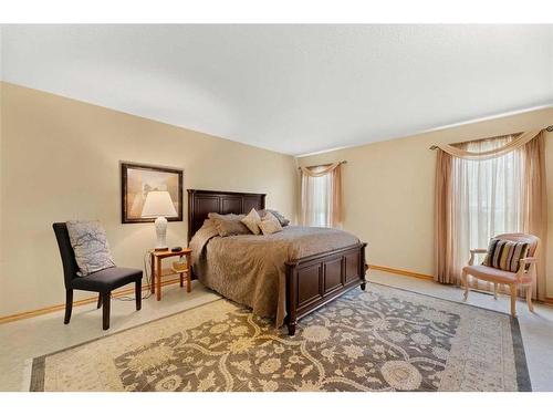 4737 49 Street, Olds, AB - Indoor Photo Showing Bedroom