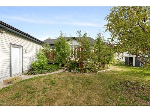 4737 49 Street, Olds, AB - Outdoor