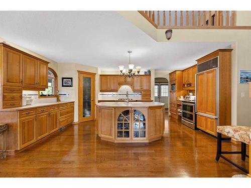 4737 49 Street, Olds, AB - Indoor Photo Showing Kitchen