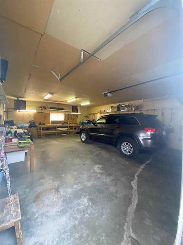 59 Lake Newell Crescent, Brooks, AB - Indoor Photo Showing Garage