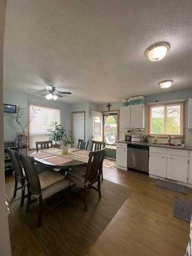 59 Lake Newell Crescent, Brooks, AB - Indoor Photo Showing Dining Room