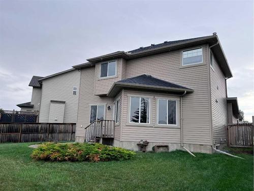 122 Coopers Bay Sw, Airdrie, AB - Outdoor