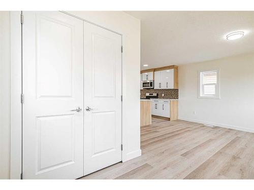 231 16 Street East, Brooks, AB - Indoor