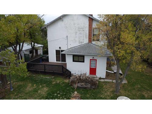 210 4 Avenue East, Hanna, AB - Outdoor