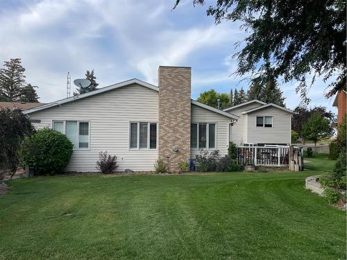 525 8 Avenue, Bassano, AB - Outdoor