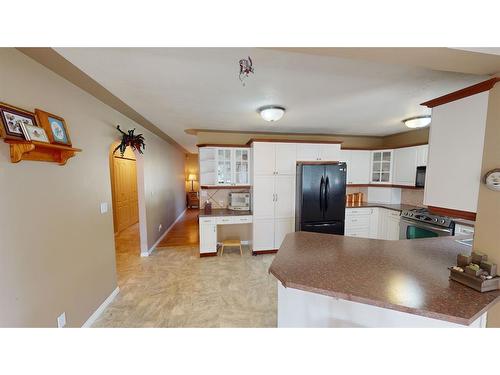 525 8 Avenue, Bassano, AB - Indoor