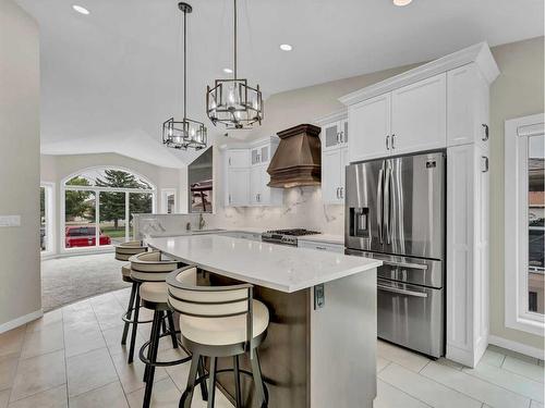 66 White Pelican Court, Lake Newell Resort, AB - Indoor Photo Showing Kitchen With Upgraded Kitchen