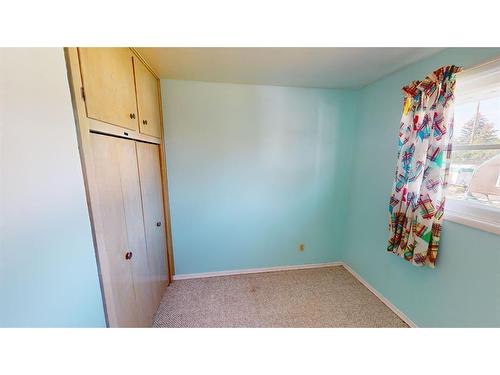 518 4 Avenue, Bassano, AB - Indoor Photo Showing Other Room