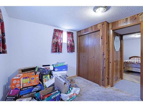 44 Greenbrook Way East, Brooks, AB - Indoor Photo Showing Bedroom