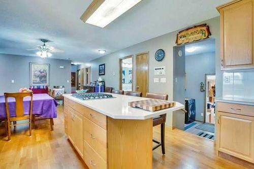 609 Kennedy Place, Hanna, AB - Indoor Photo Showing Kitchen