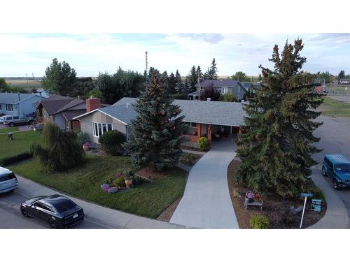 609 Kennedy Place, Hanna, AB - Outdoor