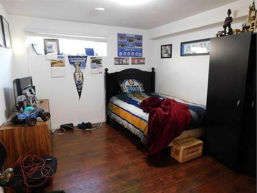 87 Greystone Close East, Brooks, AB - Indoor Photo Showing Bedroom