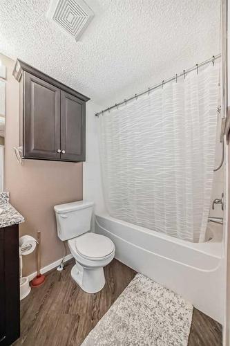 2418-81 Legacy Boulevard Se, Calgary, AB - Indoor Photo Showing Bathroom