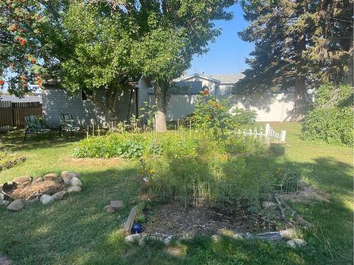 309 Railway Avenue, Rosemary, AB - Outdoor