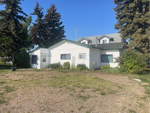 309 Railway Avenue, Rosemary, AB - Outdoor