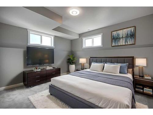 233001 Range Road 250, Rural Wheatland County, AB - Indoor Photo Showing Bedroom