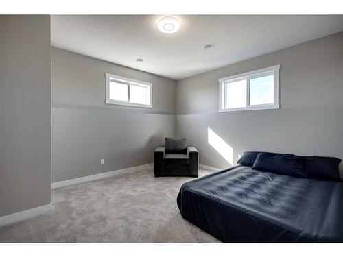 233001 Range Road 250, Rural Wheatland County, AB - Indoor Photo Showing Bedroom