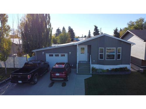 315 6 Avenue East, Hanna, AB - Outdoor