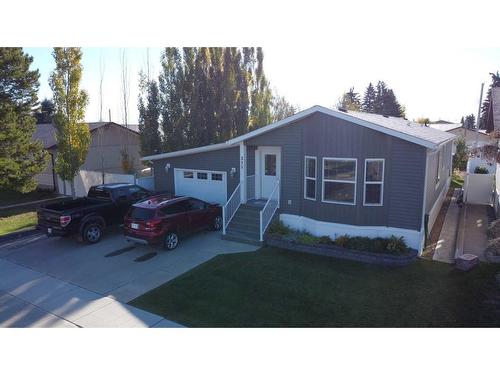 315 6 Avenue East, Hanna, AB - Outdoor