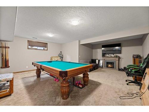 464 Sunset Link, Crossfield, AB - Indoor Photo Showing Other Room